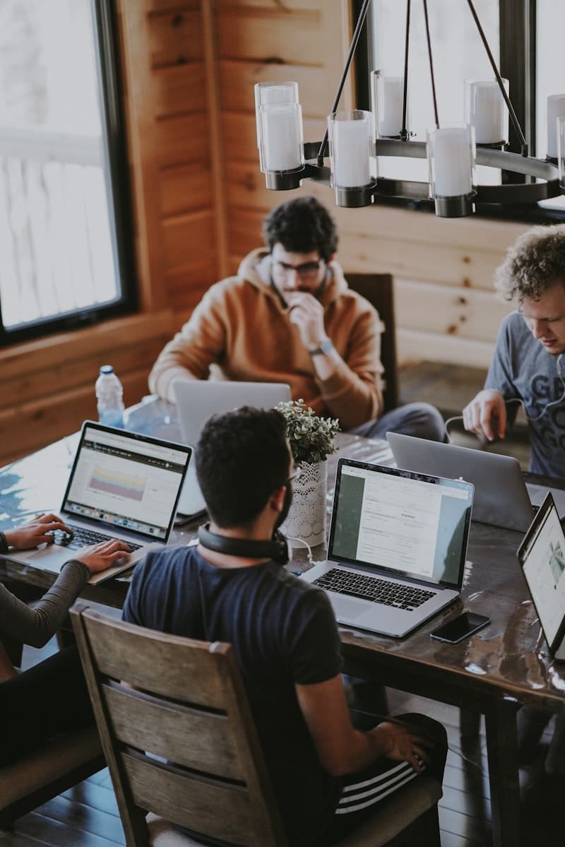 Cover Image for The Modern Recruiter's Guide to Scaling Hiring